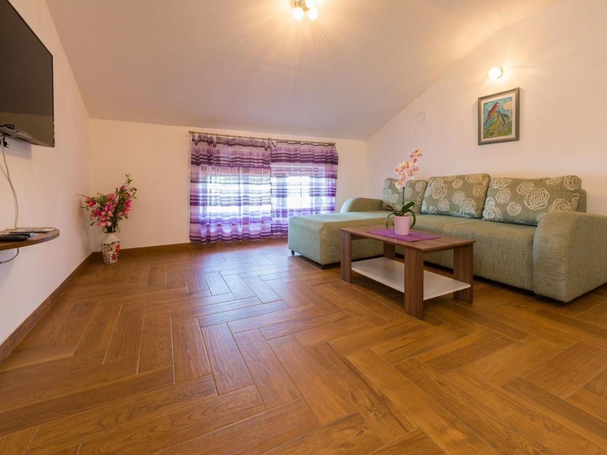 Apartments Sobol ツリクヴェニツァ エクステリア 写真