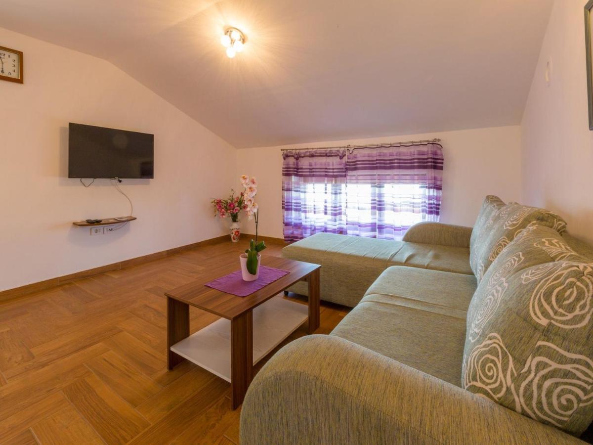 Apartments Sobol ツリクヴェニツァ エクステリア 写真